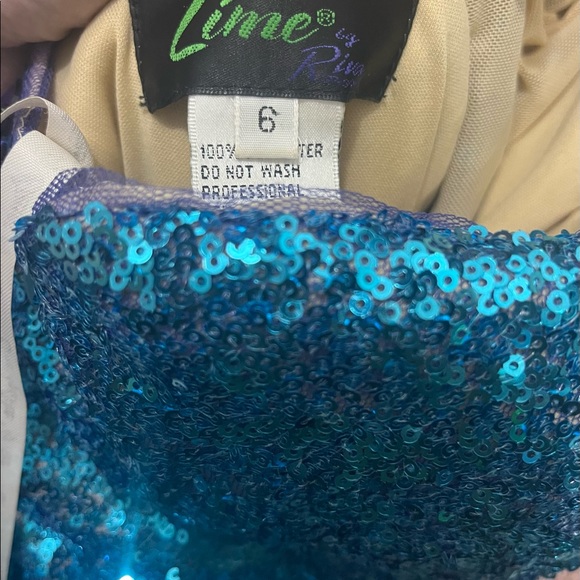 Lime by Riva - Picture 3 of 3